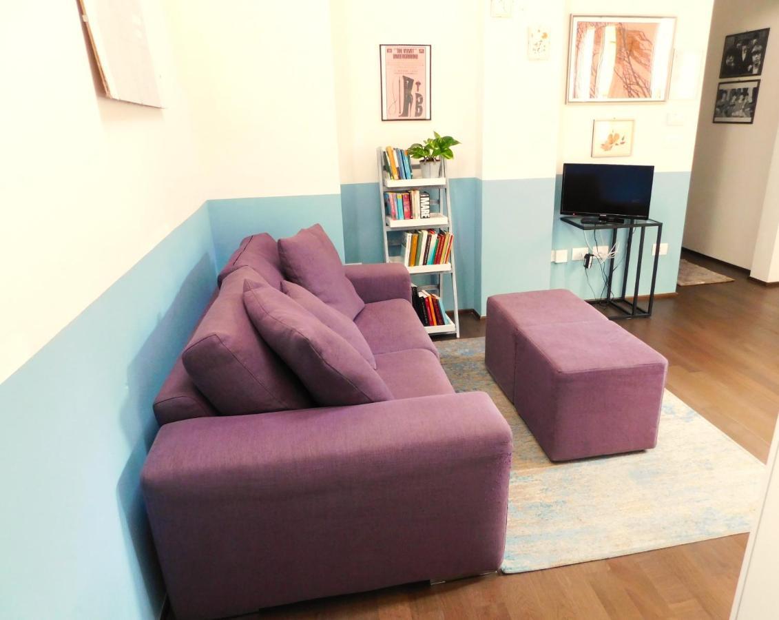 sous les deux tours - SWEET JANE apartment Bologne Extérieur photo